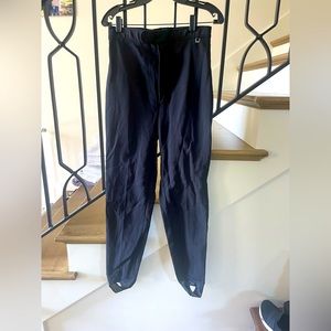 Black ski pants